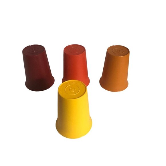 Vintage TUPPERWARE Childs Set of 4 Red Orange Yellow Rust 6 oz Tumblers Glasses - Picture 2 of 4
